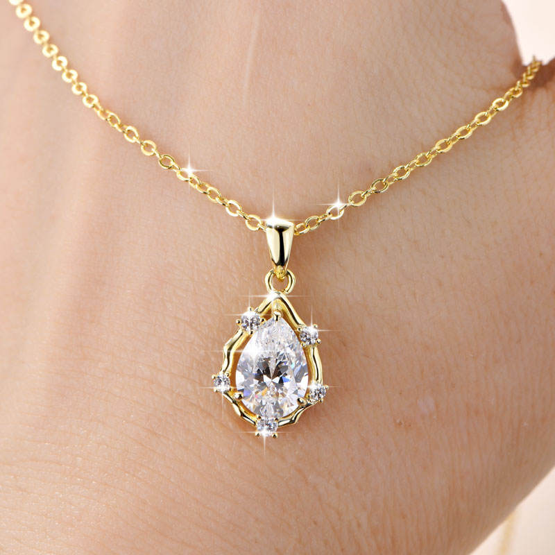 Elegant Gold Plated Pear Round Cubic V-Neck Collarbone Teardrop Pendant Necklace